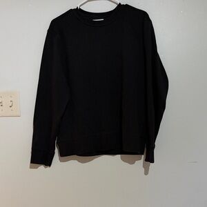 Amazon Classic Black Women's Sweatshirt